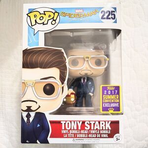 Funko Pop 🍀 Tony Stark #225 ☘️ 2017 Summer Con Exclusive 🌈 New in Protector
